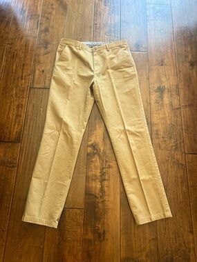 35x34 Banana Republic Kentfield Tan Chino Pants
